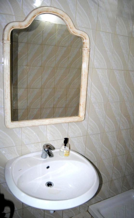 Hotel Vlora City Екстер'єр фото