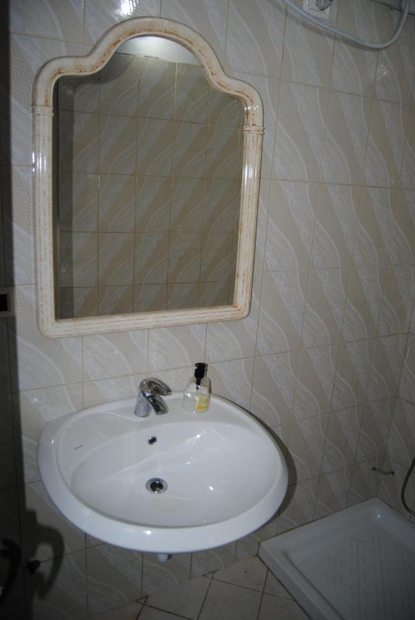 Hotel Vlora City Екстер'єр фото