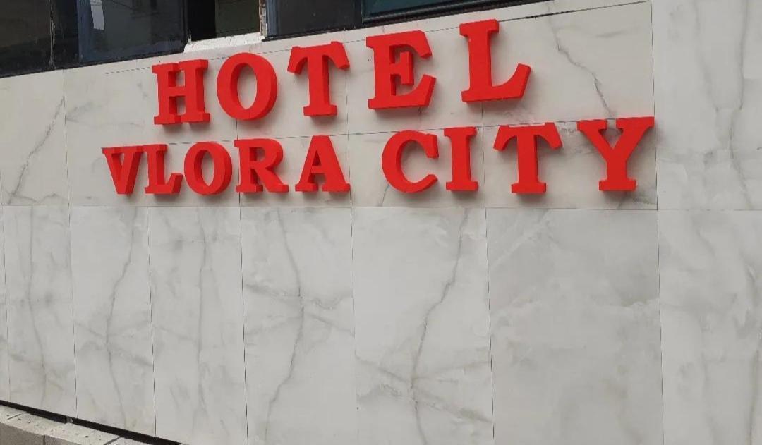Hotel Vlora City Екстер'єр фото