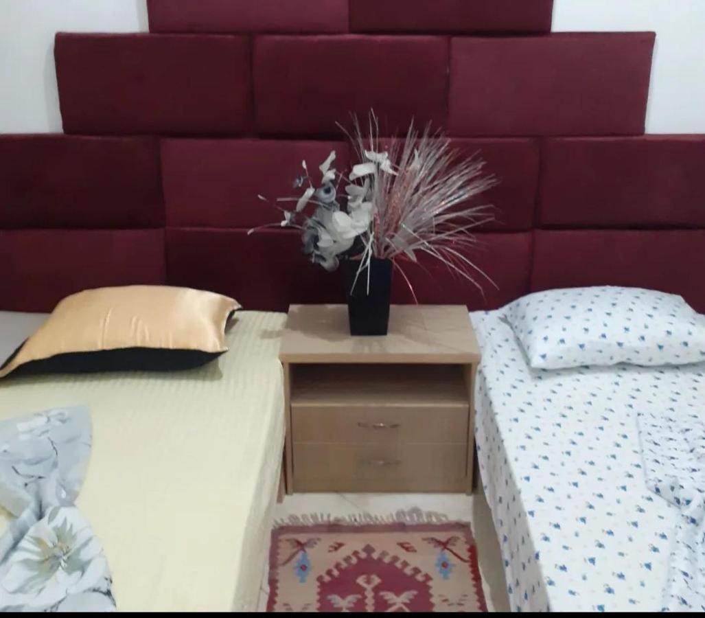 Hotel Vlora City Екстер'єр фото